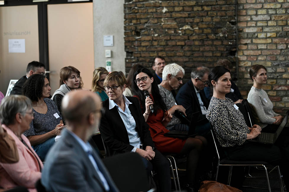 Discussion with the audience