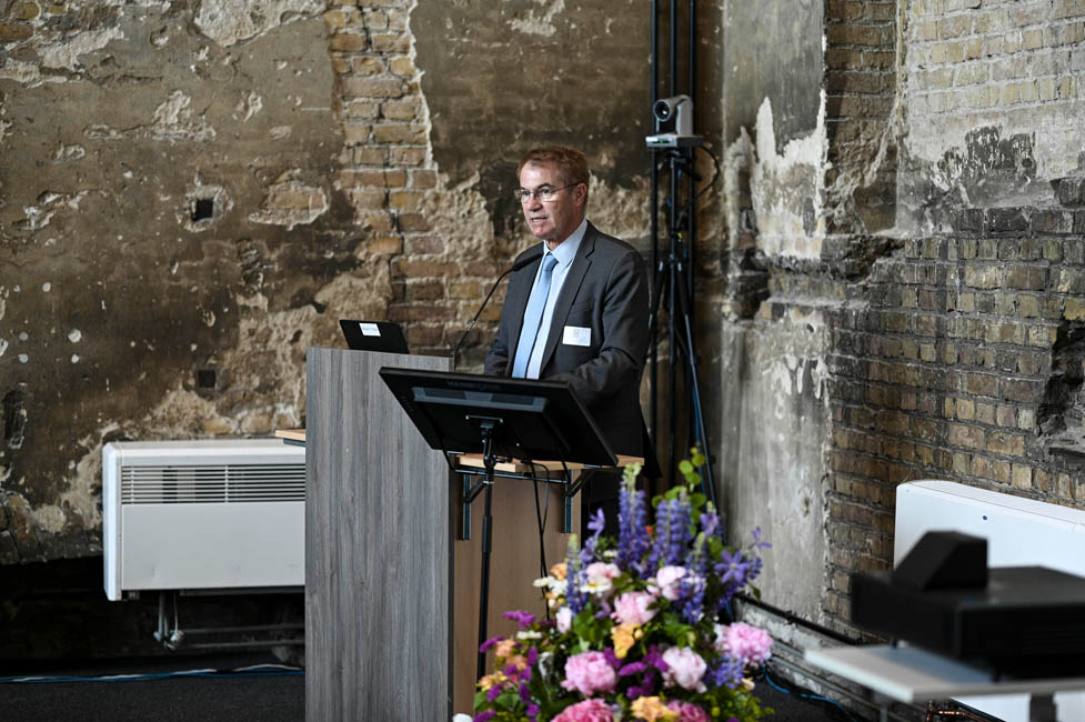 Etienne Hirsch (INSERM, France)