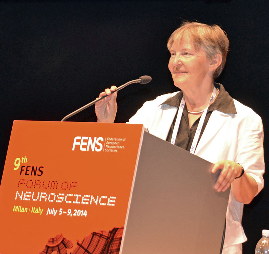 Dr. Marlies Dorlöchter